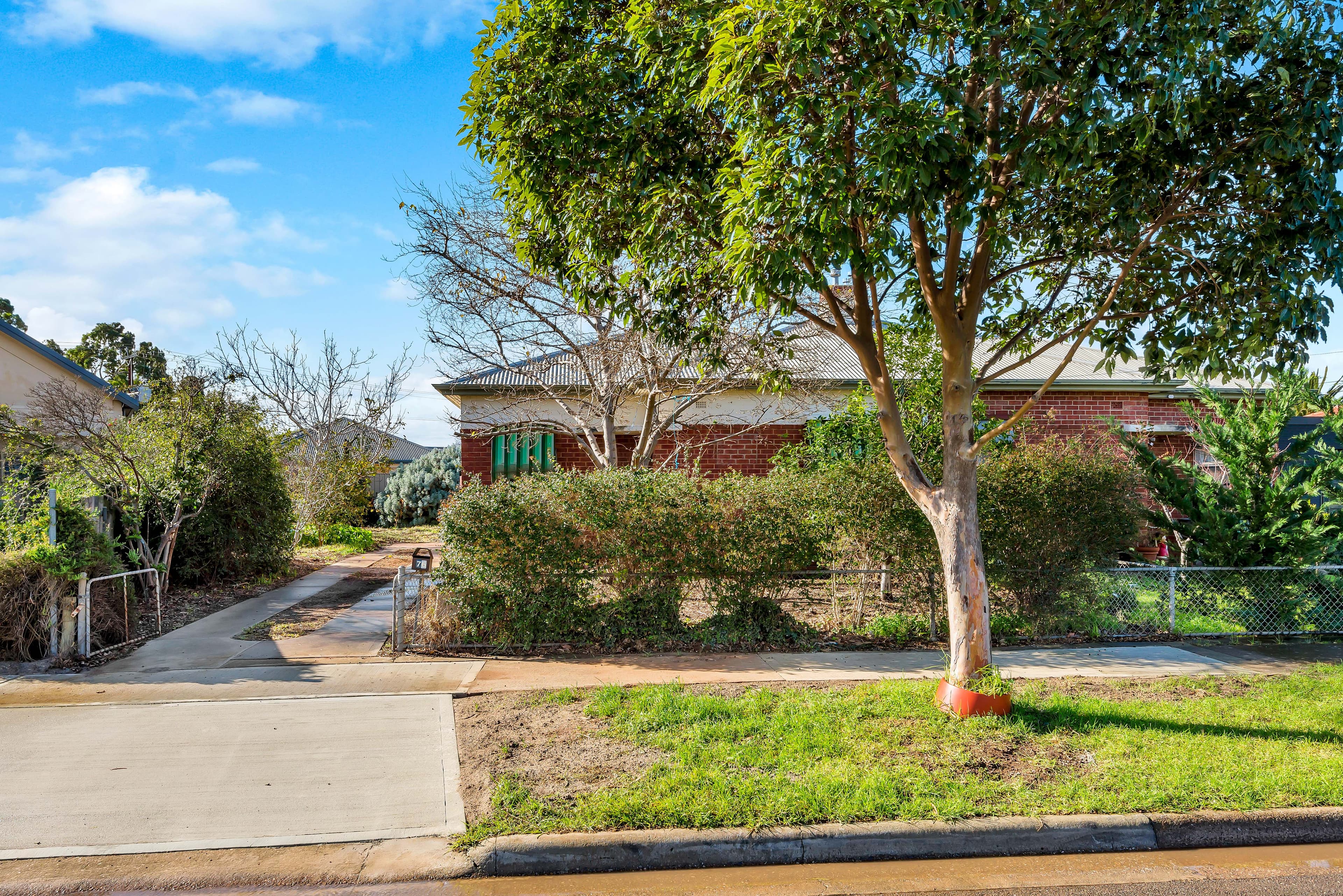 76 Hammond Road, Findon SA 5023, Findon - Thumbnail 2