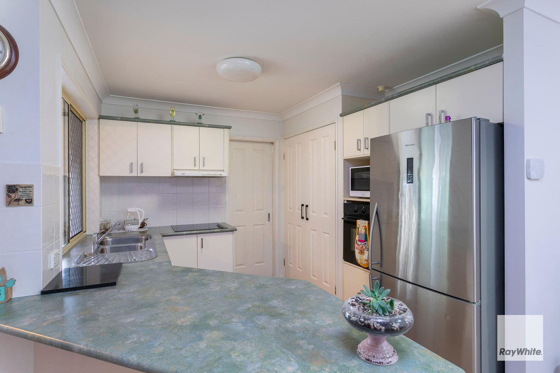4 Babamande Street, Redland Bay QLD 4165, Redland Bay - Thumbnail 3