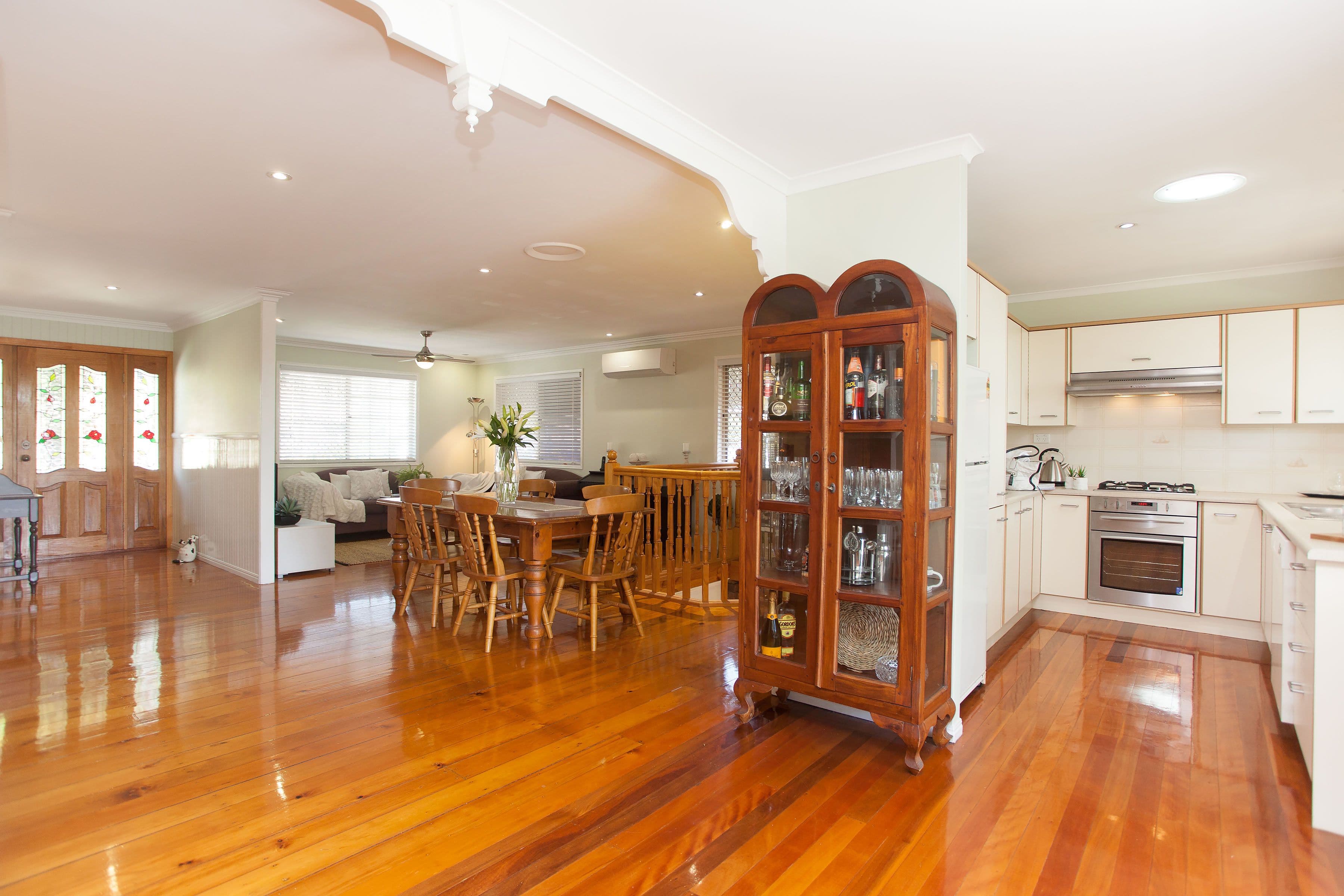 16 Burlington Street, Holland Park QLD 4121, Holland Park - Thumbnail 6