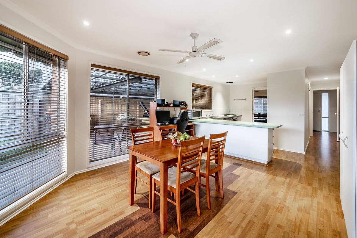 8 Trumper Lane, Cranbourne West, Cranbourne West - Thumbnail 7
