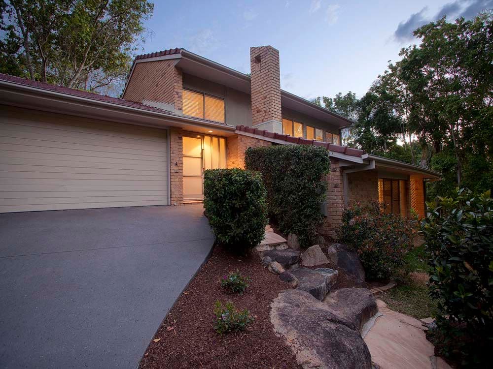 9 Wirra Street, CHAPEL HILL QLD 4069, Chapel Hill - Image 1