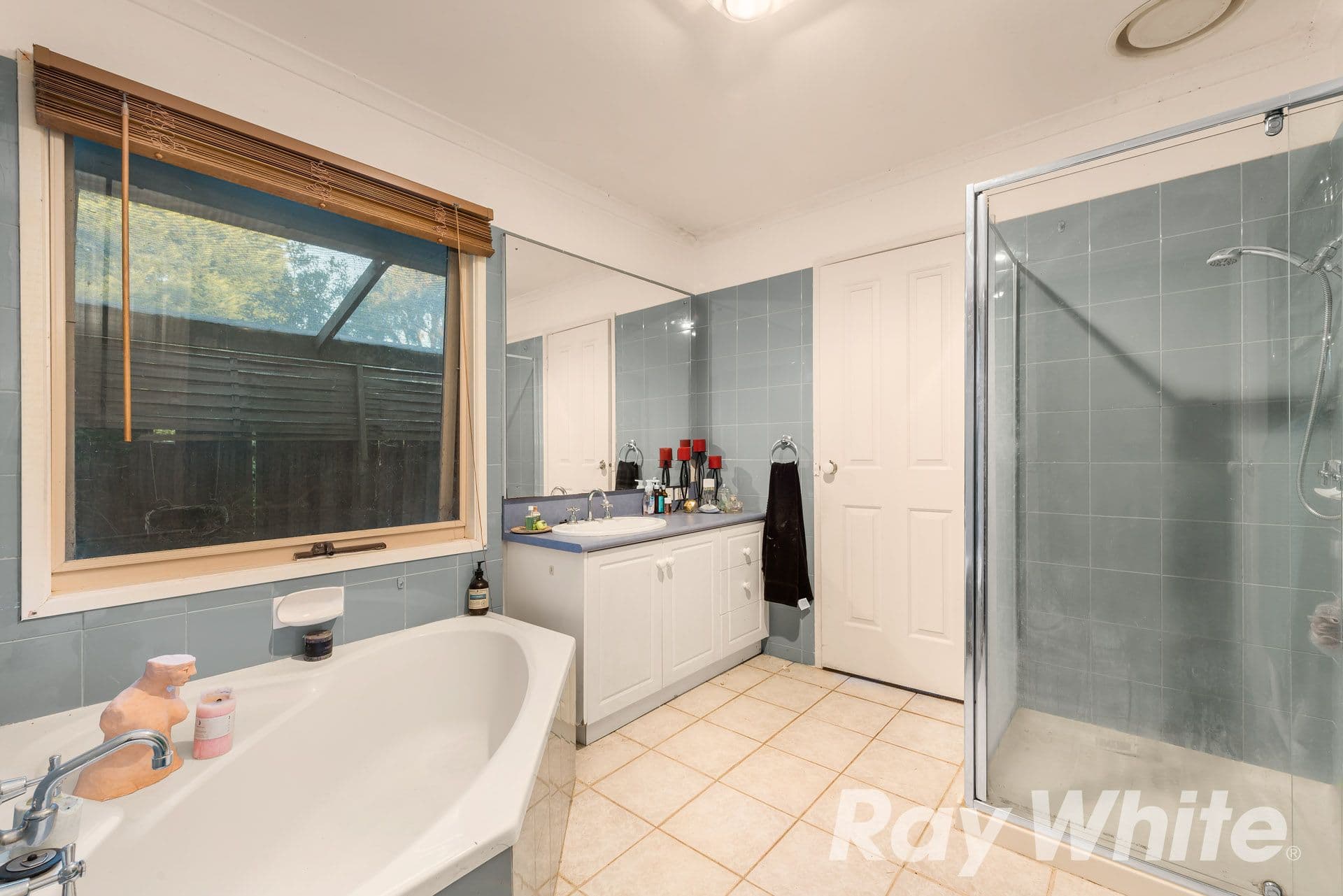 18 Lambourne Avenue, Rowville VIC 3178, Rowville - Thumbnail 6
