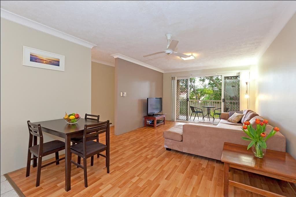 24 Baragoola Street, COORPAROO QLD 4151, Coorparoo - Thumbnail 2