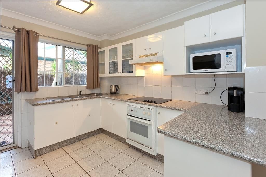 24 Baragoola Street, COORPAROO QLD 4151, Coorparoo - Thumbnail 6