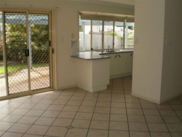 64 Lake Entrance Boulevard, NOOSAVILLE QLD 4566, Noosaville - Thumbnail 7