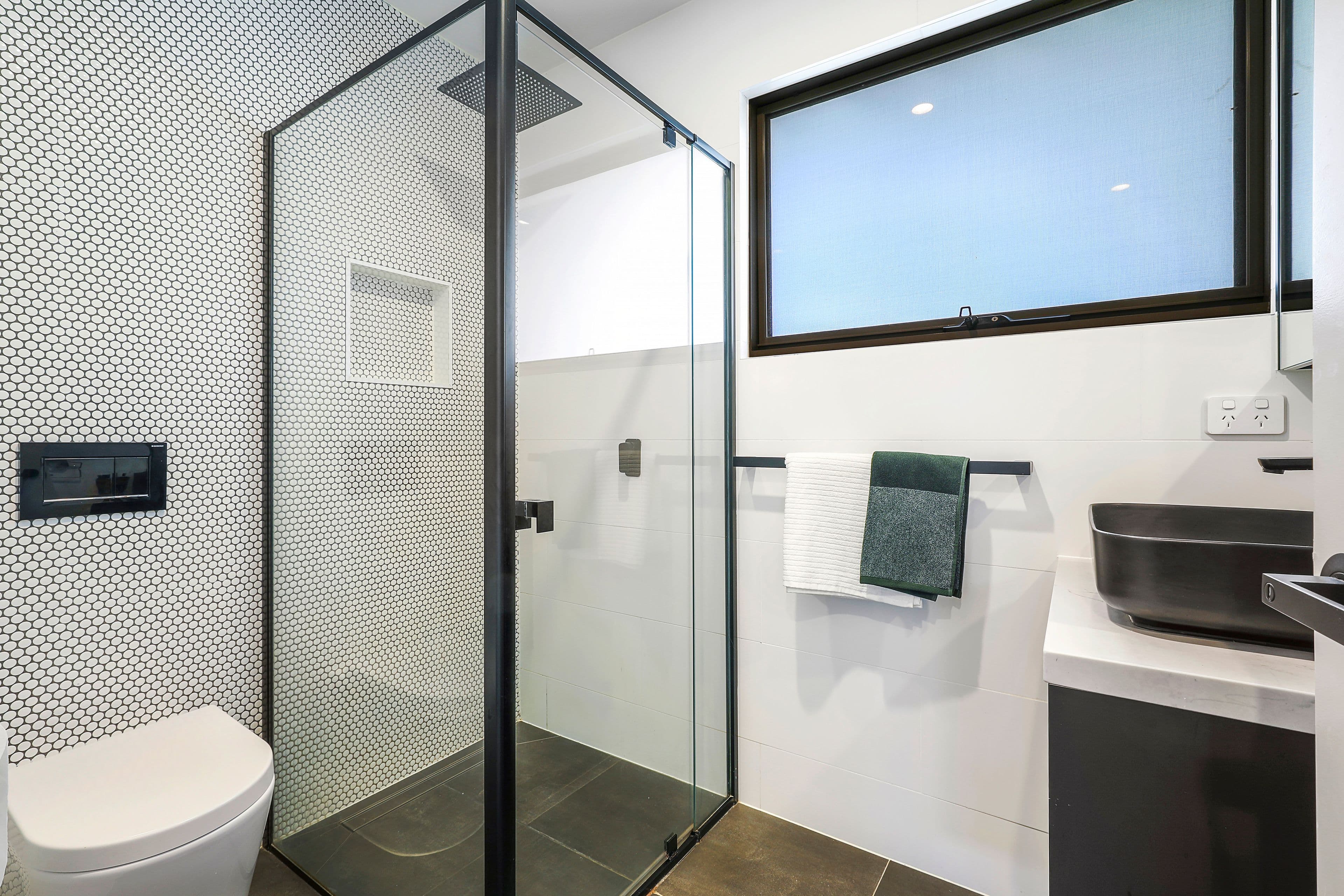10 Pershing Street, Reservoir VIC 3073, Reservoir - Thumbnail 8