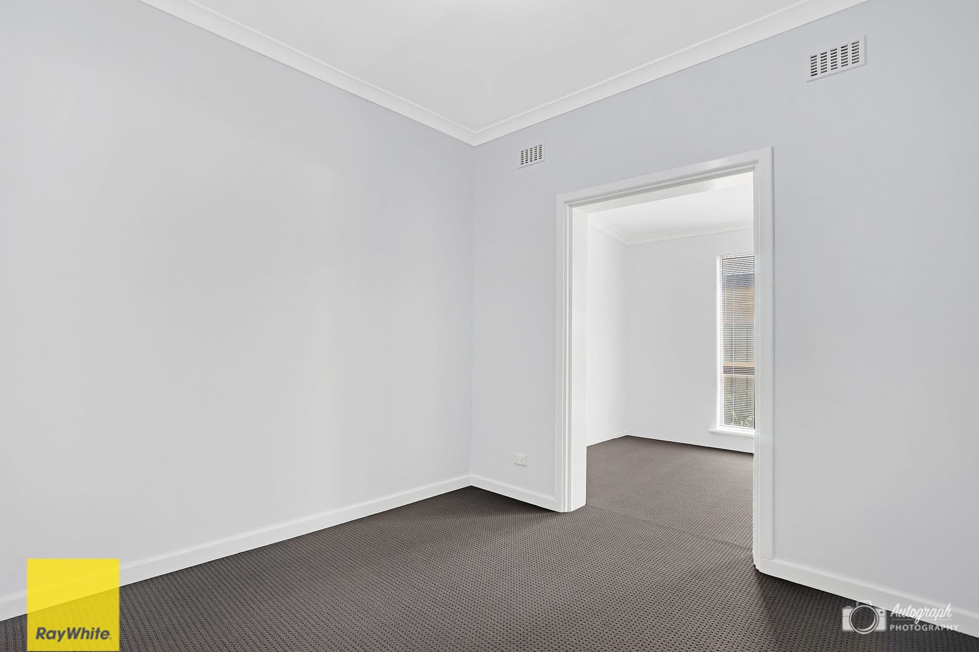 150 Marangaroo Drive, Girrawheen WA 6064, Girrawheen - Thumbnail 8
