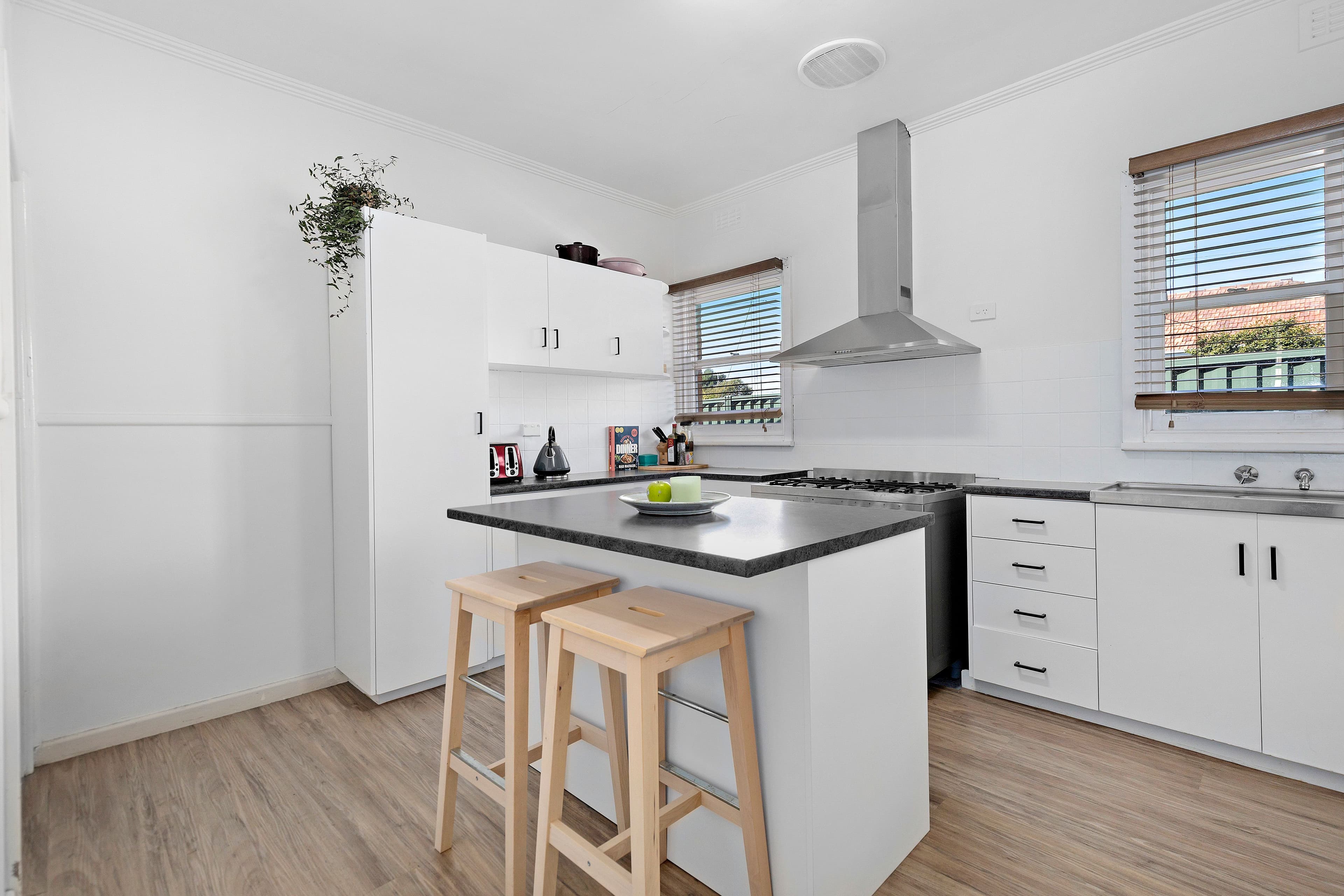 1322 Geelong Road, Mount Clear VIC 3350, Mount Clear - Thumbnail 4