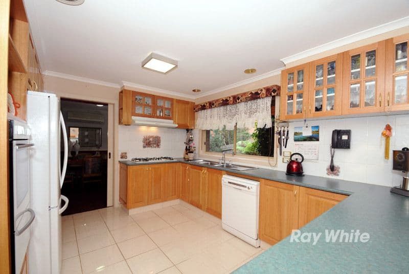 28 Ormonde Road, FERNTREE GULLY VIC 3156, Ferntree Gully - Thumbnail 2
