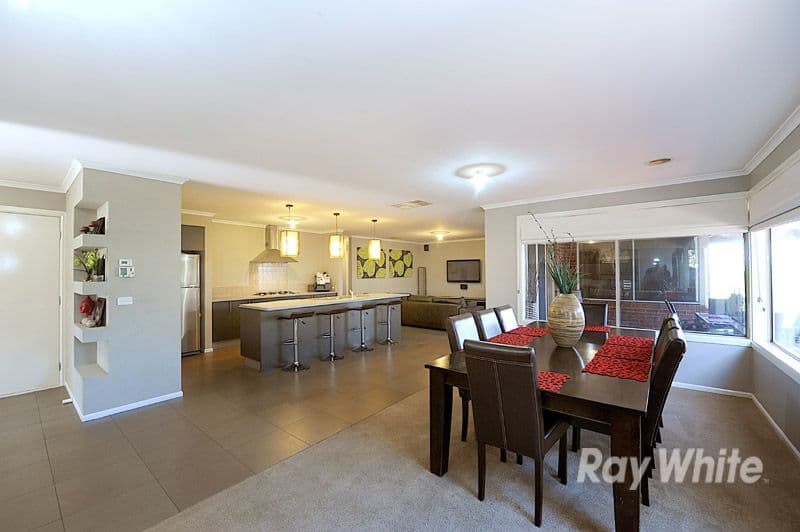 44 Hillgrove Crescent, BERWICK VIC 3806, Berwick - Thumbnail 6
