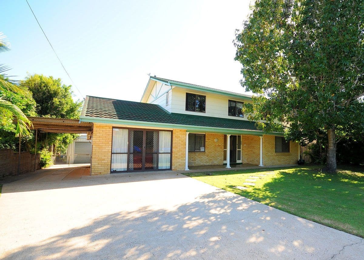 24 Hillcrest Avenue, SCARNESS QLD 4655, Scarness - Image 1