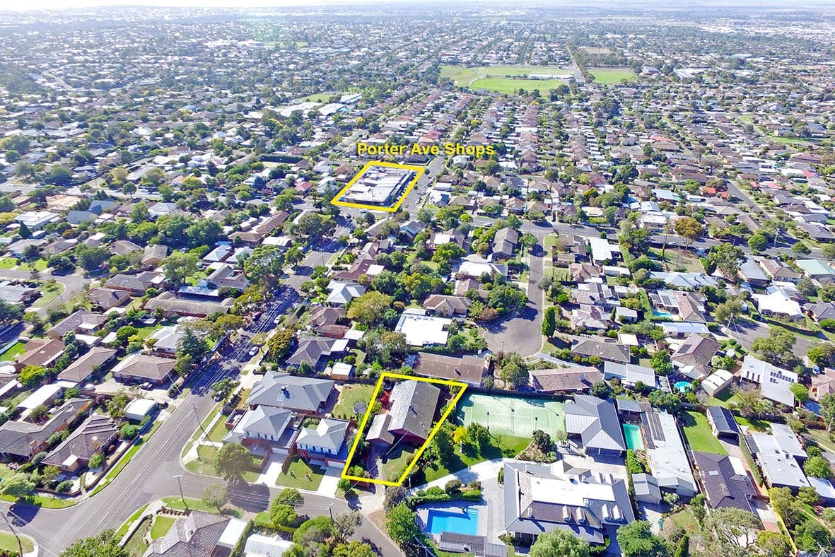 3 Aringa Avenue, Highton VIC 3216, Highton - Thumbnail 2