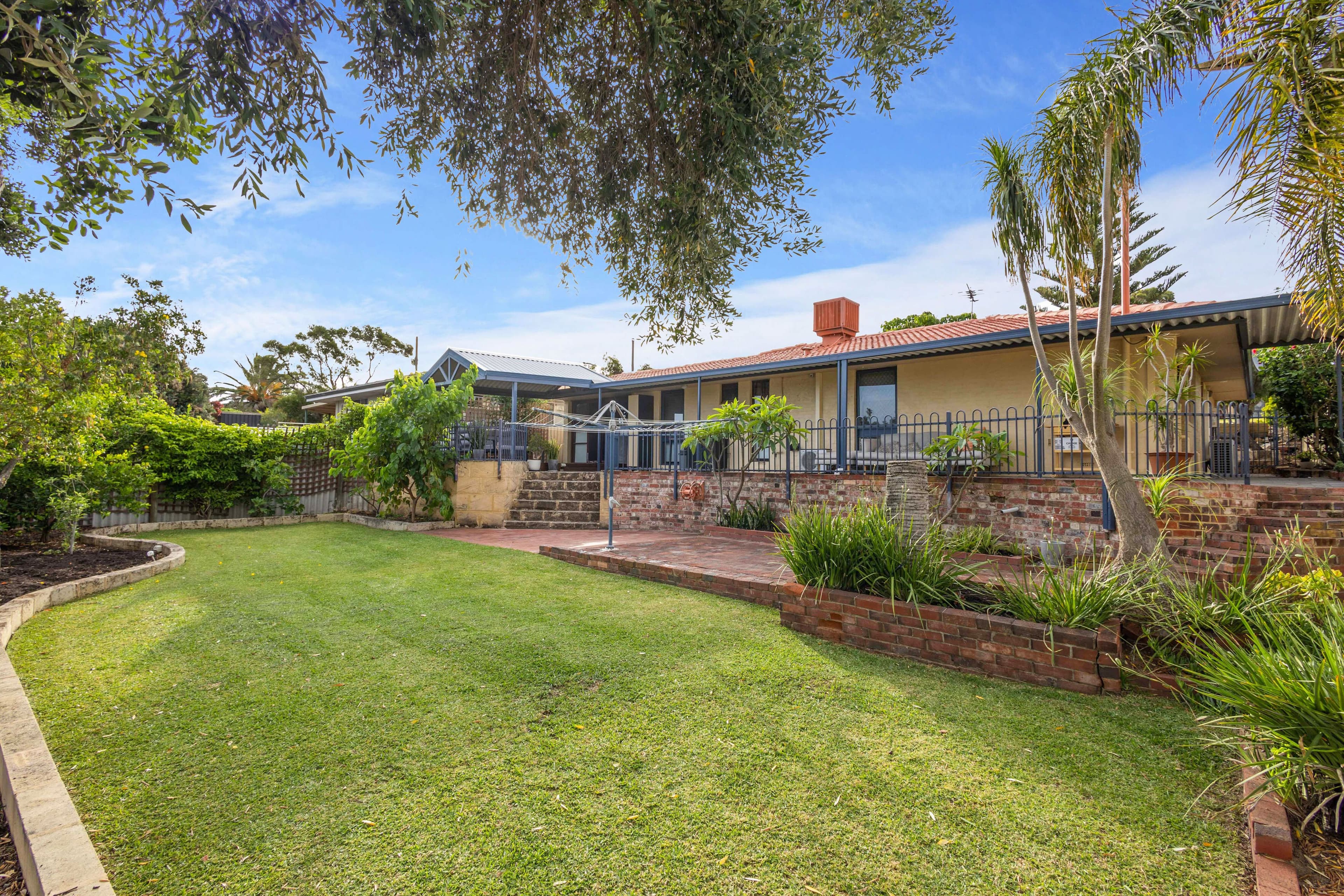 28 Minerva Way, Carine WA 6020, Carine - Thumbnail 2
