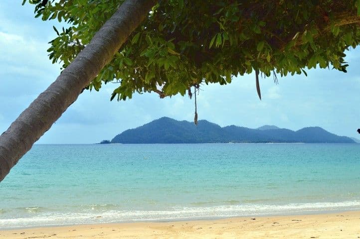 24 Reid Road, Wongaling Beach QLD 4852, Wongaling Beach - Image 1