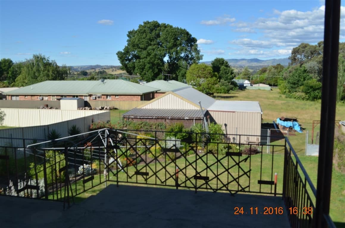 122 Simpson Street, Tumut - Thumbnail 8