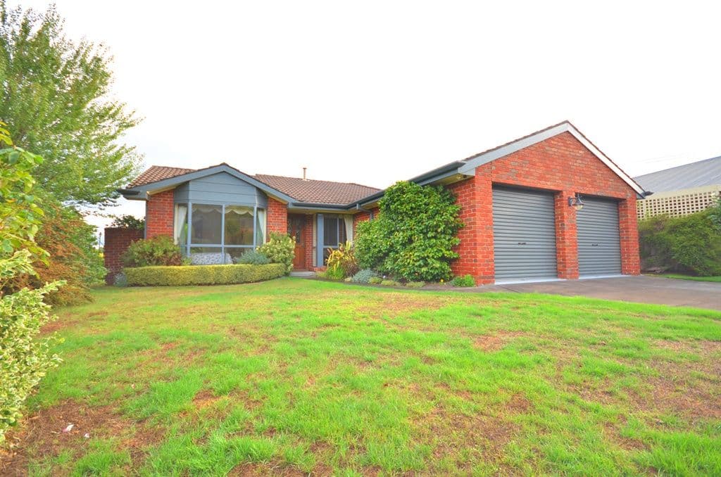 15 Leerama Court, BLACK HILL VIC 3350, Black Hill - Image 1