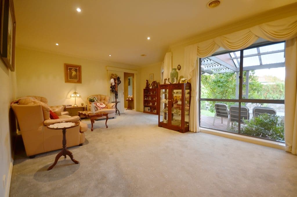 15 Leerama Court, BLACK HILL VIC 3350, Black Hill - Thumbnail 2