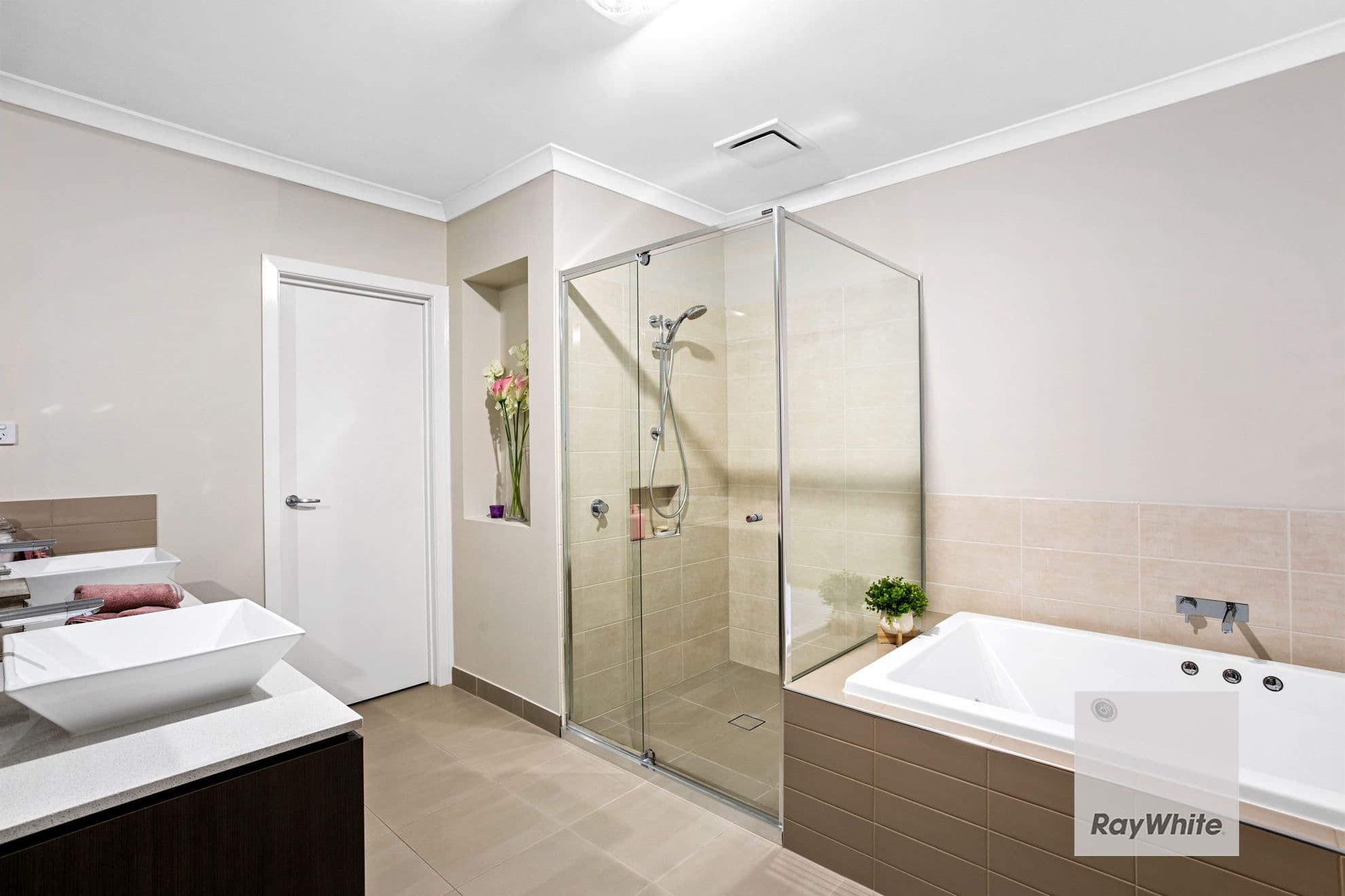 20 Hawthorn Grove, Taylors Hill VIC 3037, Taylors Hill - Thumbnail 4