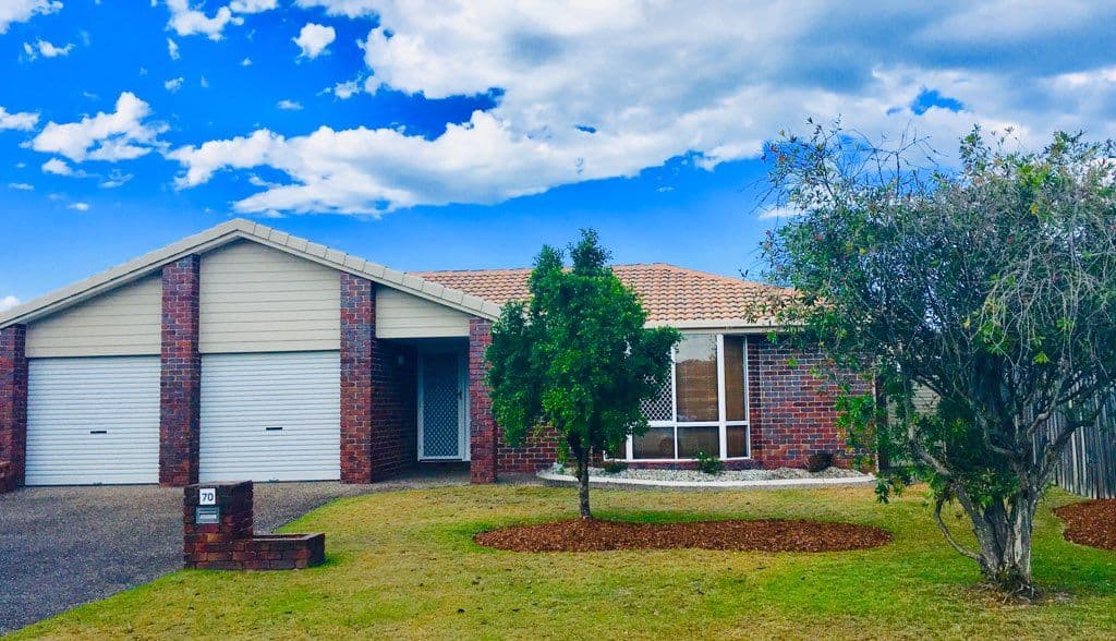 70 Bergamont Street, Elanora QLD 4221, Elanora - Thumbnail 4