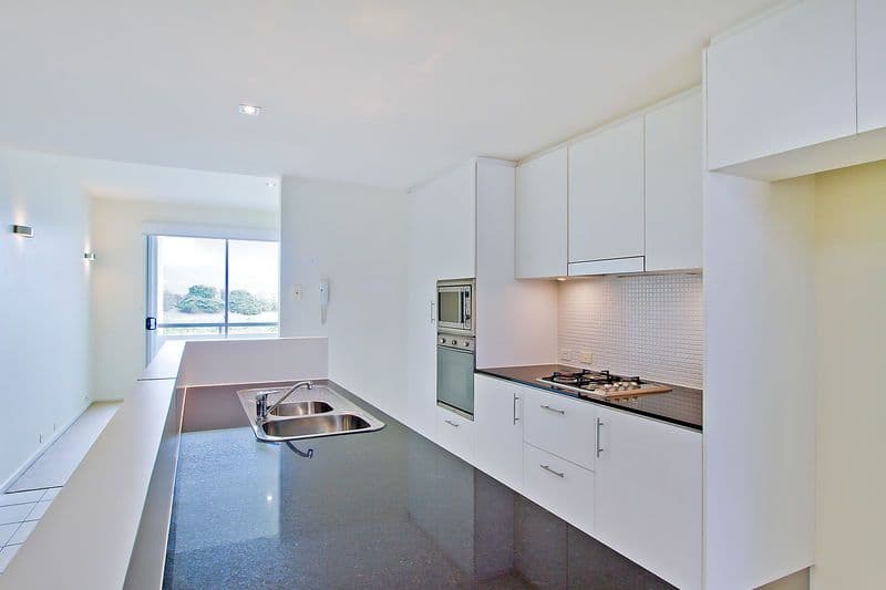 742 Peninsula Drive, ROBINA QLD 4226, Robina - Thumbnail 8