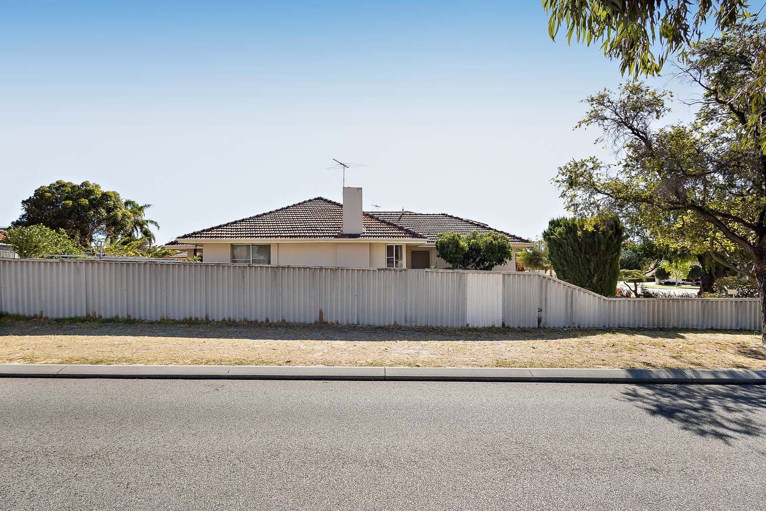 34 Hodgson Street, Tuart Hill WA 6060, Tuart Hill - Thumbnail 2