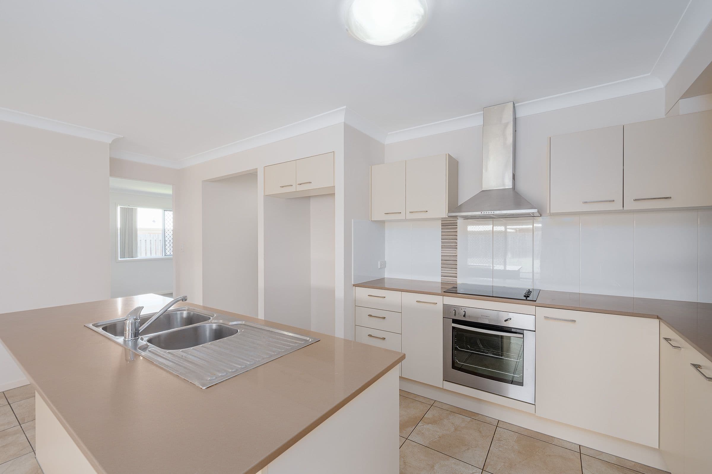 6 Isla Court, New Auckland QLD 4680, New Auckland - Thumbnail 5