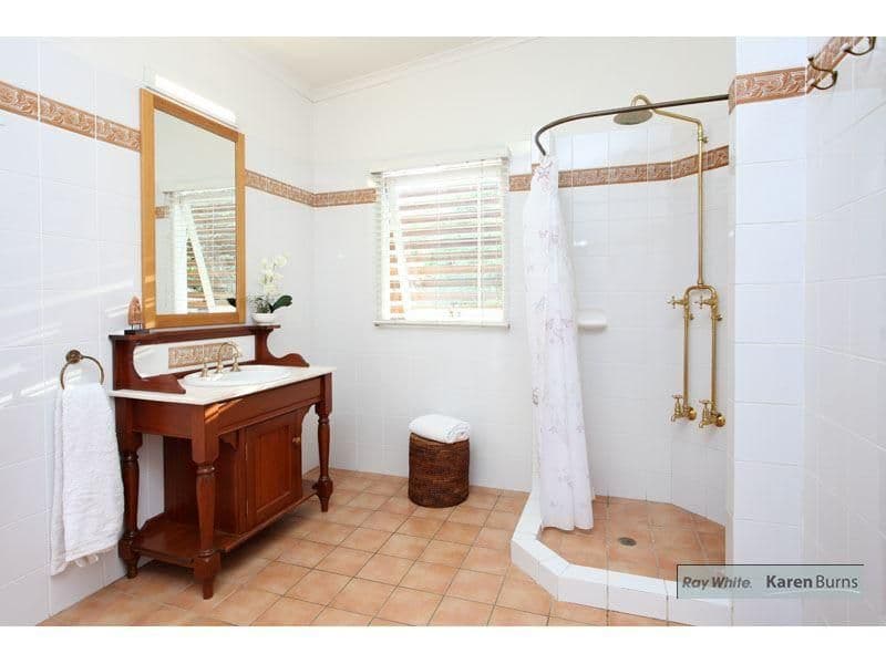3 Blacon Street, KENMORE QLD 4069, Kenmore - Thumbnail 5
