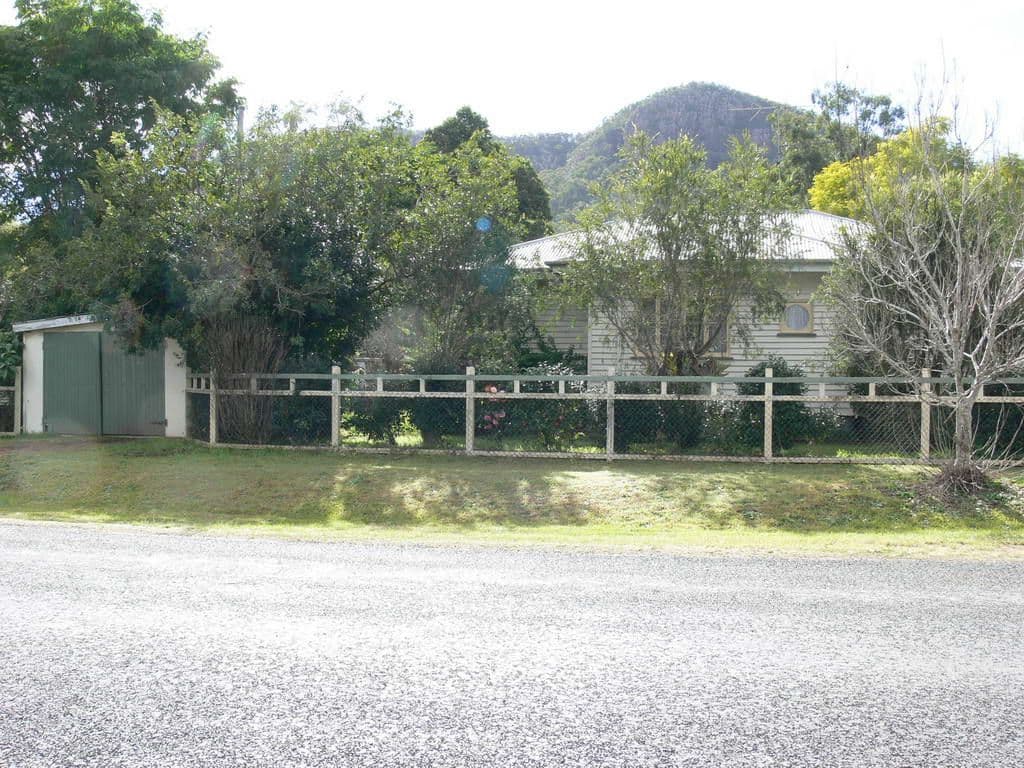 23 Russell Street, ESK QLD 4312, Esk - Image 1