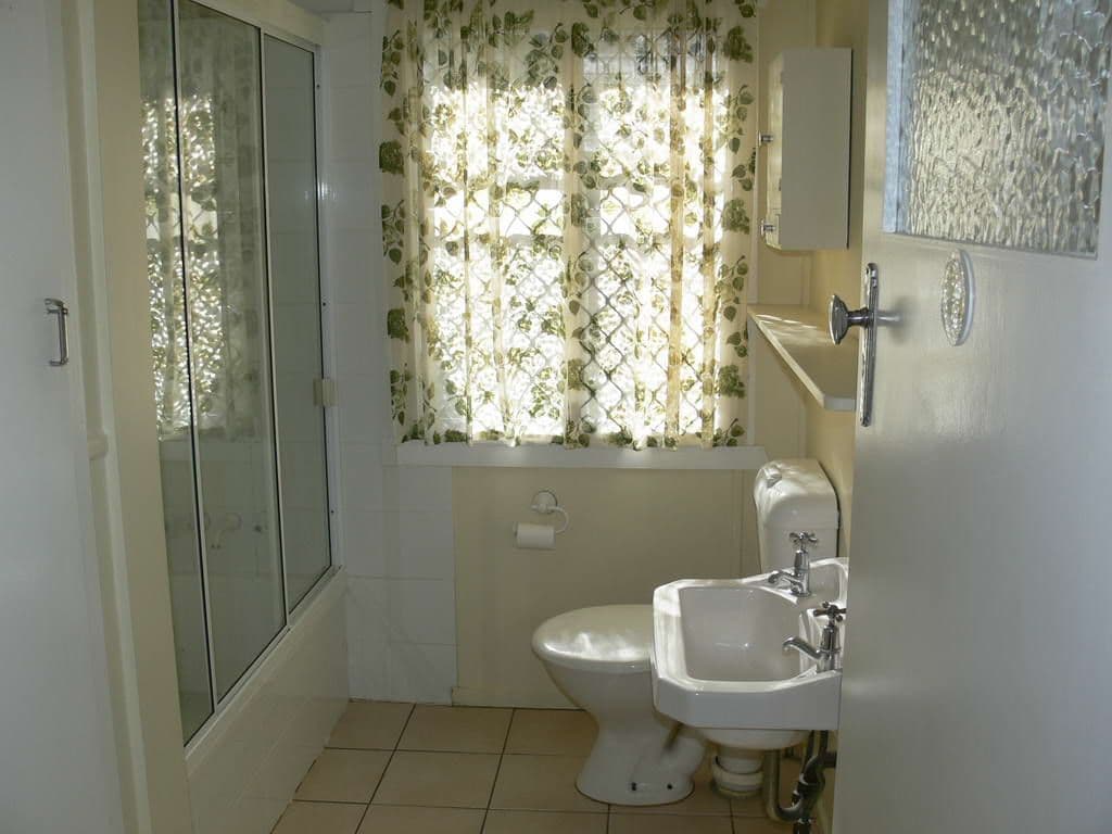 23 Russell Street, ESK QLD 4312, Esk - Thumbnail 7