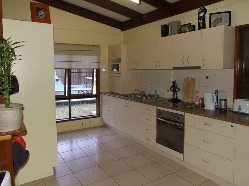 99 Shute Harbour Road, CANNONVALE QLD 4802, Cannonvale - Thumbnail 4