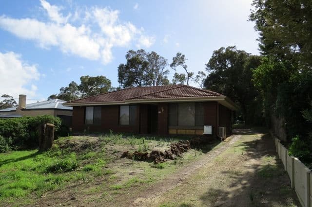 54 Temby Avenue, KALAMUNDA WA 6076, Kalamunda - Thumbnail 2