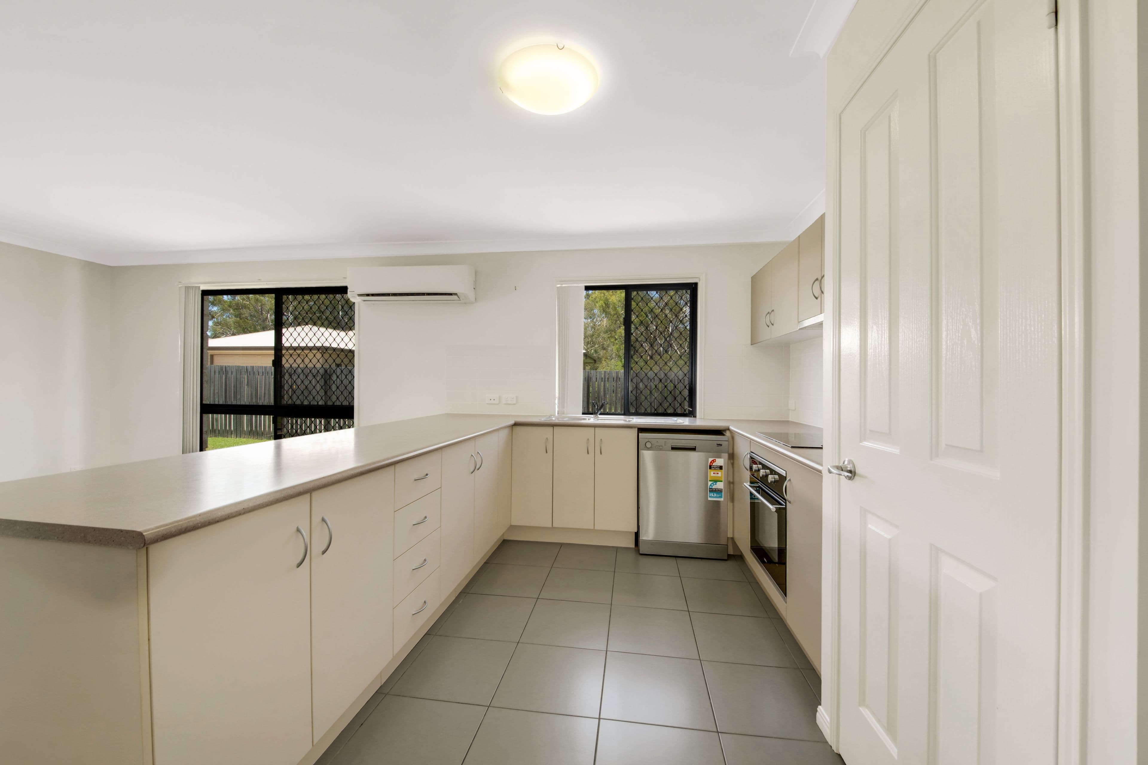 15 Melaleuca Place, Glen Eden QLD 4680, Glen Eden - Thumbnail 7
