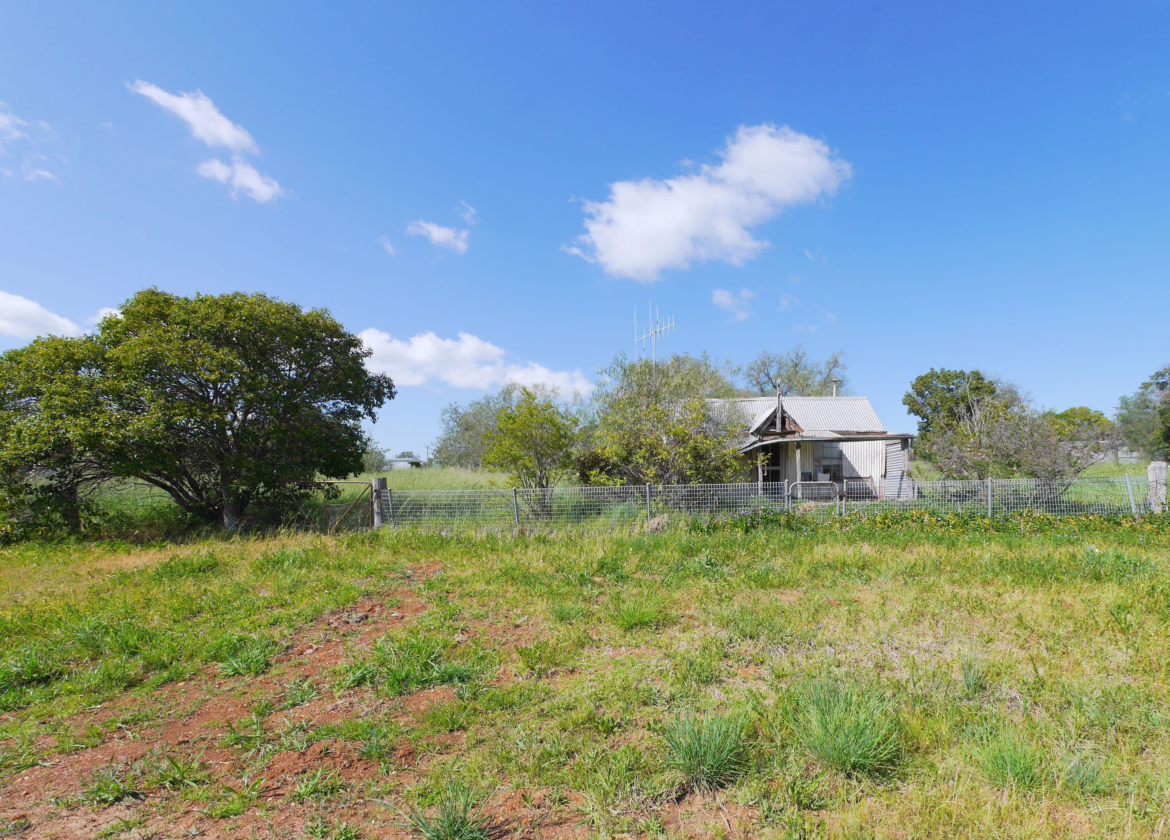 27 Carrington Street, Woodstock - Thumbnail 2