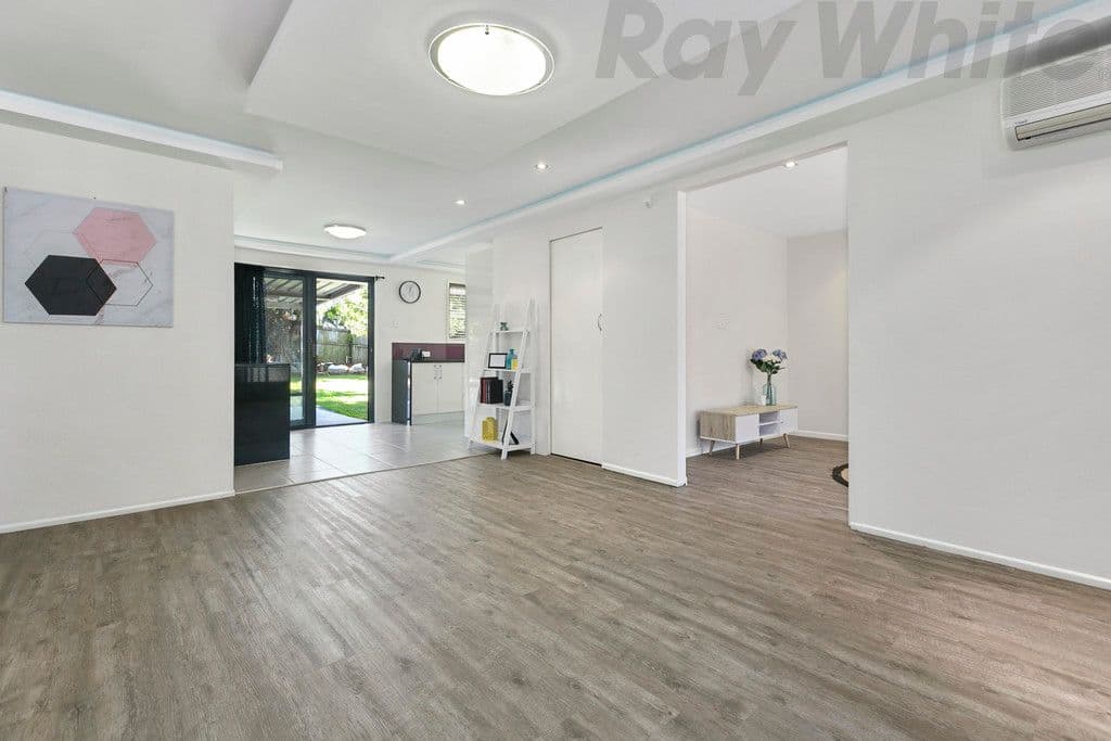 12 Amethyst Street, ALEXANDRA HILLS QLD 4161, Alexandra Hills - Thumbnail 4