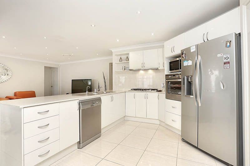 14 Currey Place, Fairfield West - Thumbnail 4