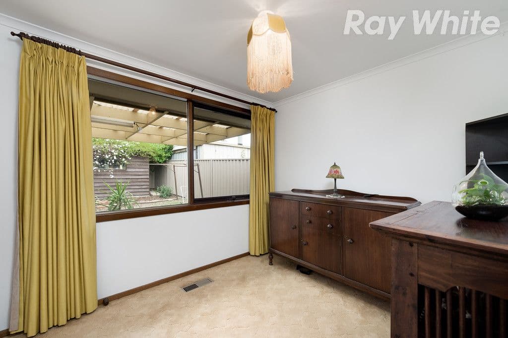 12 McLaughlin Crescent, Mill Park VIC 3082, Mill Park - Thumbnail 8