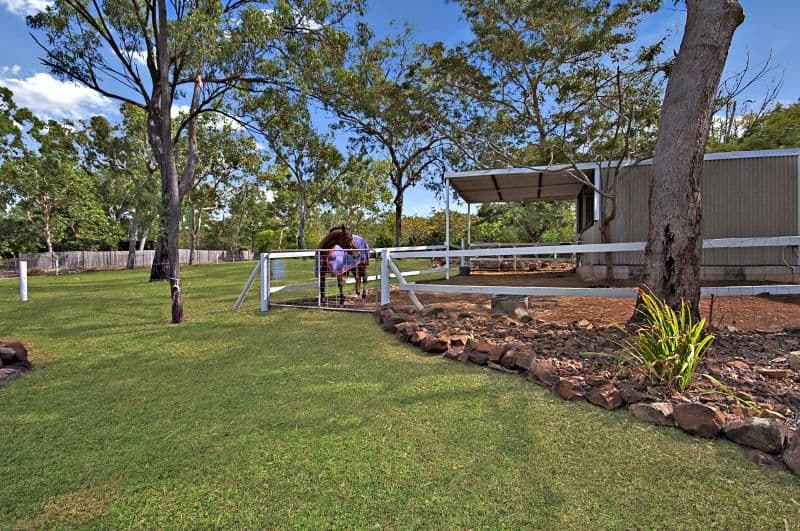 40 Mt Panorama Drive, ALLIGATOR CREEK QLD 4816, Alligator Creek - Thumbnail 2