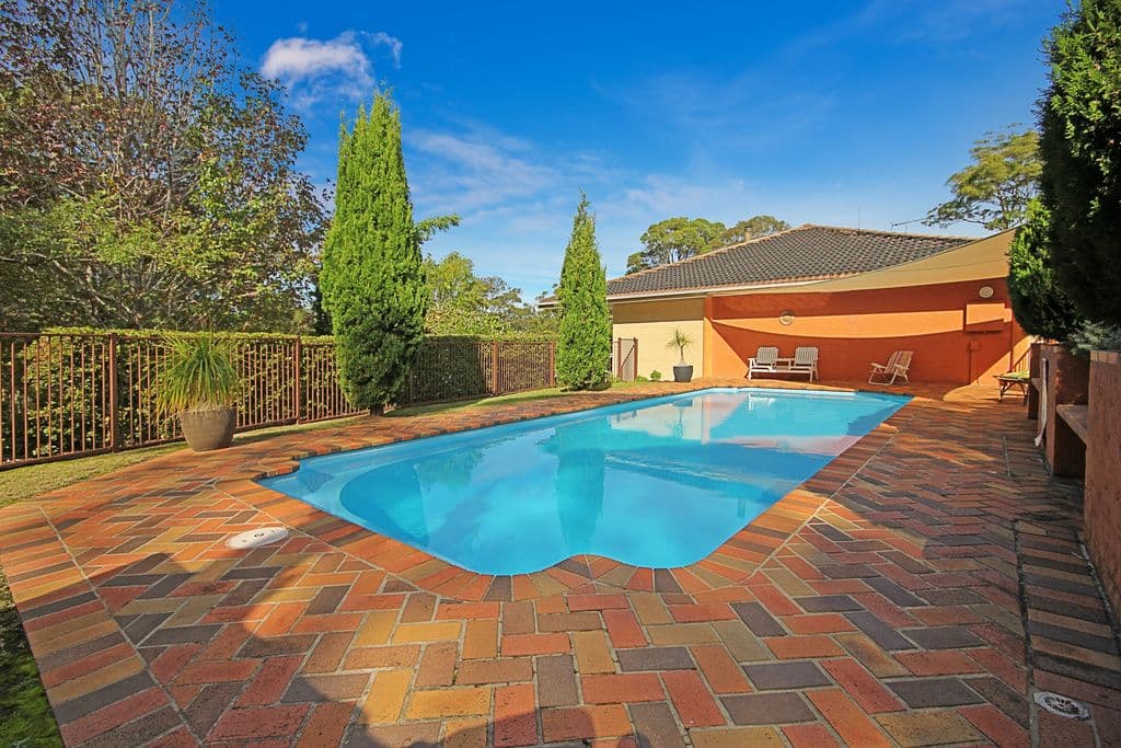 8 Nicholas Grove, Rosedale - Image 1