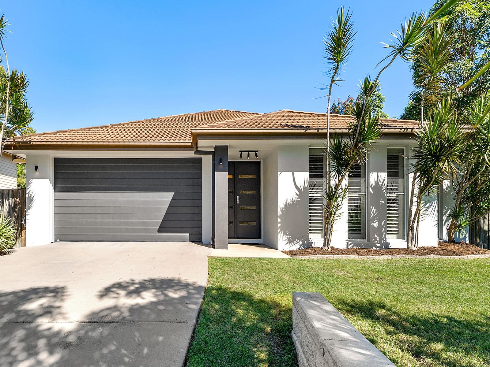 12 Ironbark Circuit, Everton Hills QLD 4053, Everton Hills - Thumbnail 2