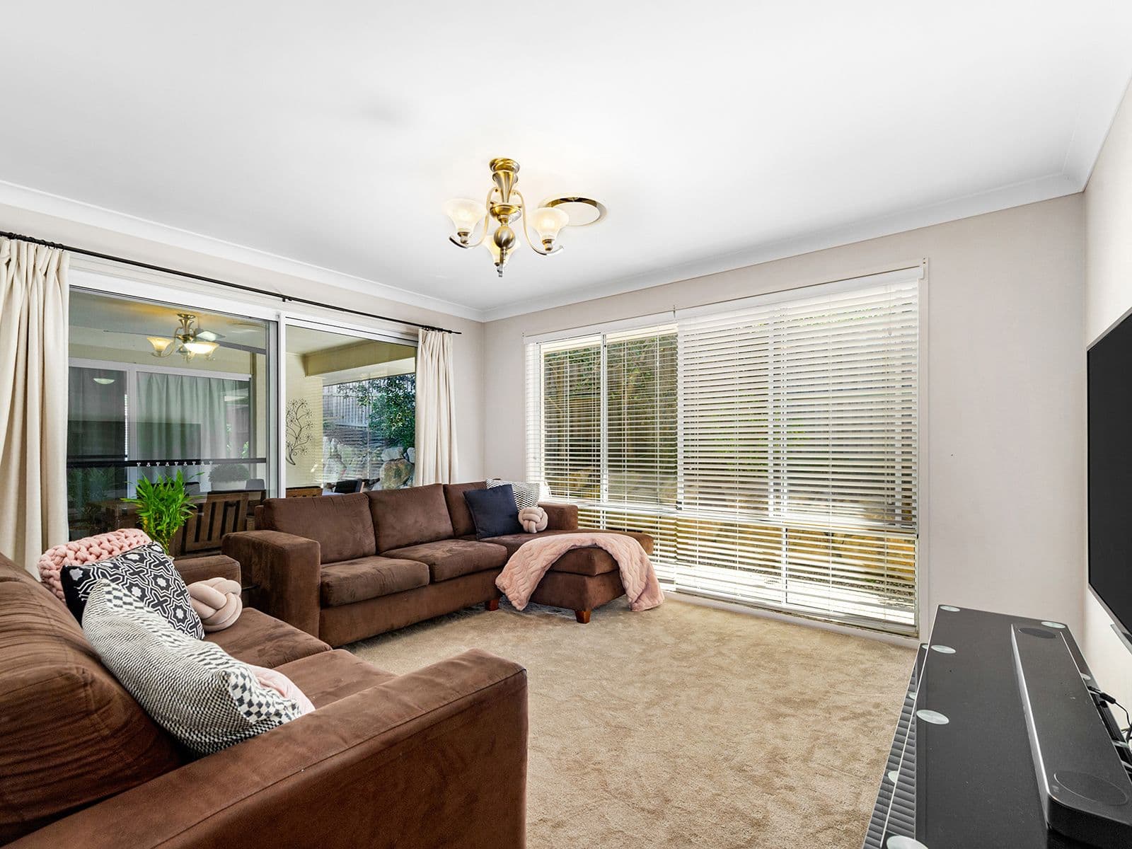 12 Ironbark Circuit, Everton Hills QLD 4053, Everton Hills - Thumbnail 3