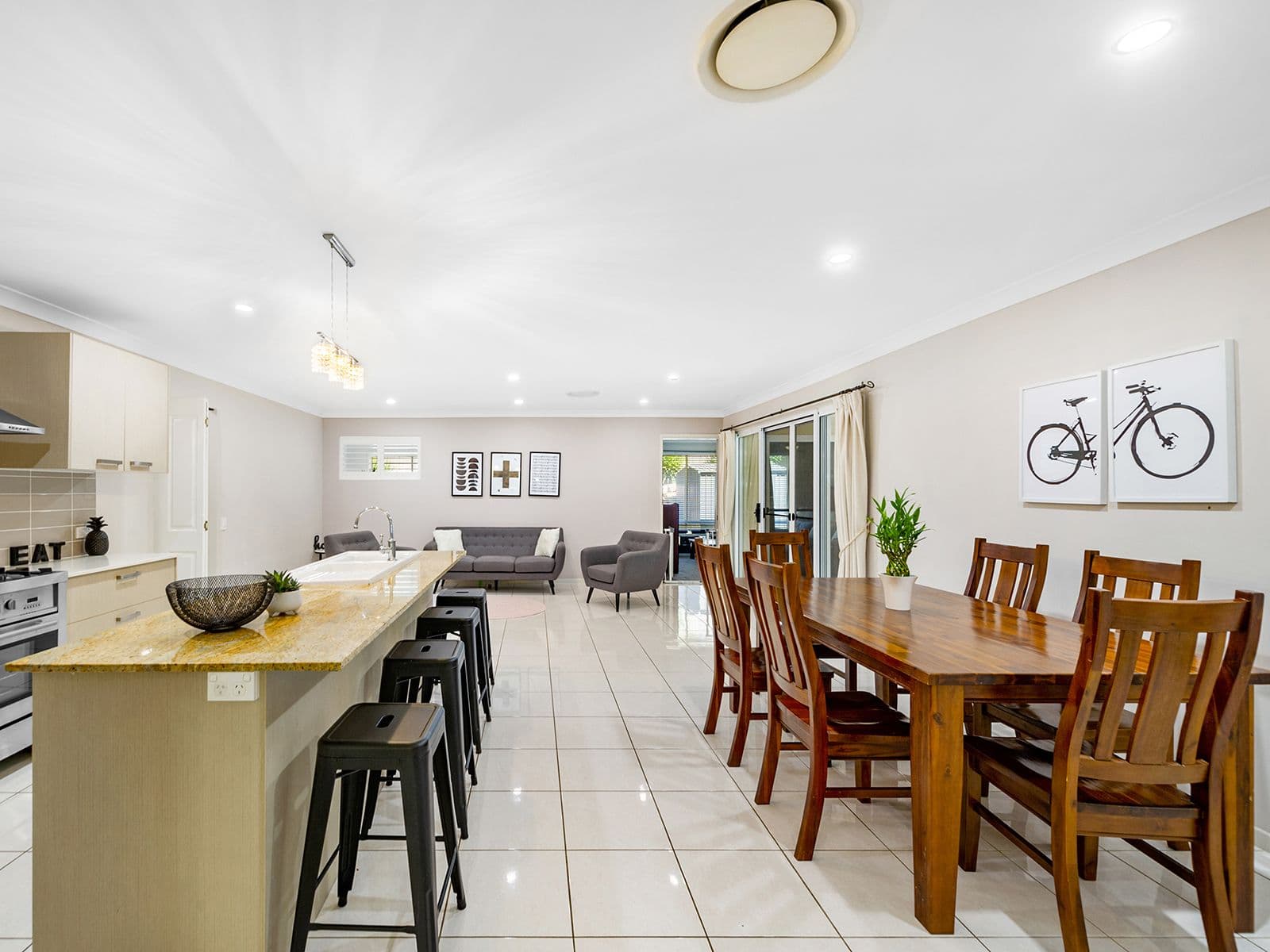 12 Ironbark Circuit, Everton Hills QLD 4053, Everton Hills - Thumbnail 6