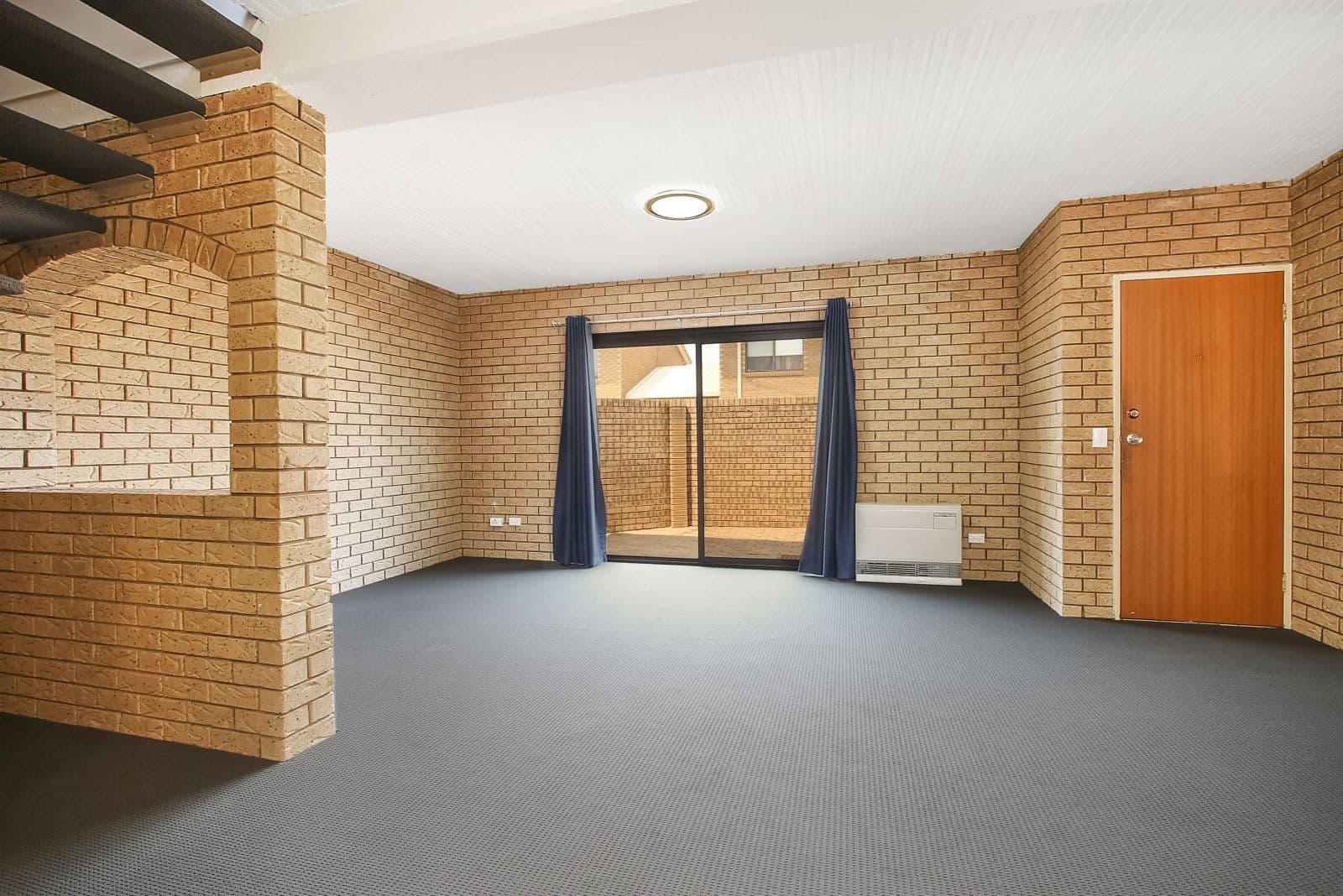 411 Bevan Street, Lavington NSW 2641, Lavington - Thumbnail 4