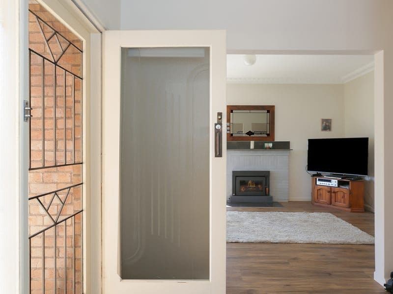 12 Wynne Street, Colac VIC 3250, Colac - Thumbnail 2
