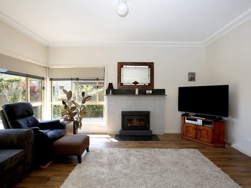 12 Wynne Street, Colac VIC 3250, Colac - Thumbnail 3