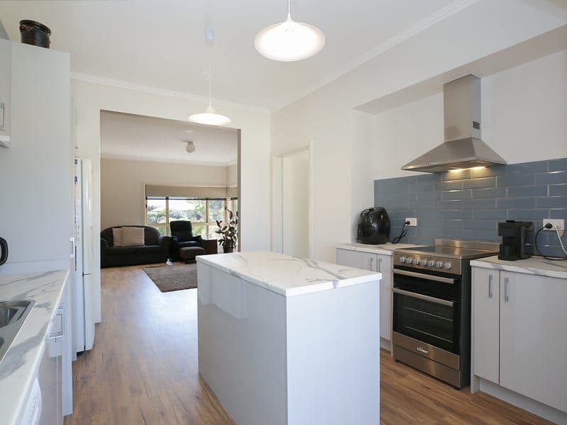 12 Wynne Street, Colac VIC 3250, Colac - Thumbnail 4