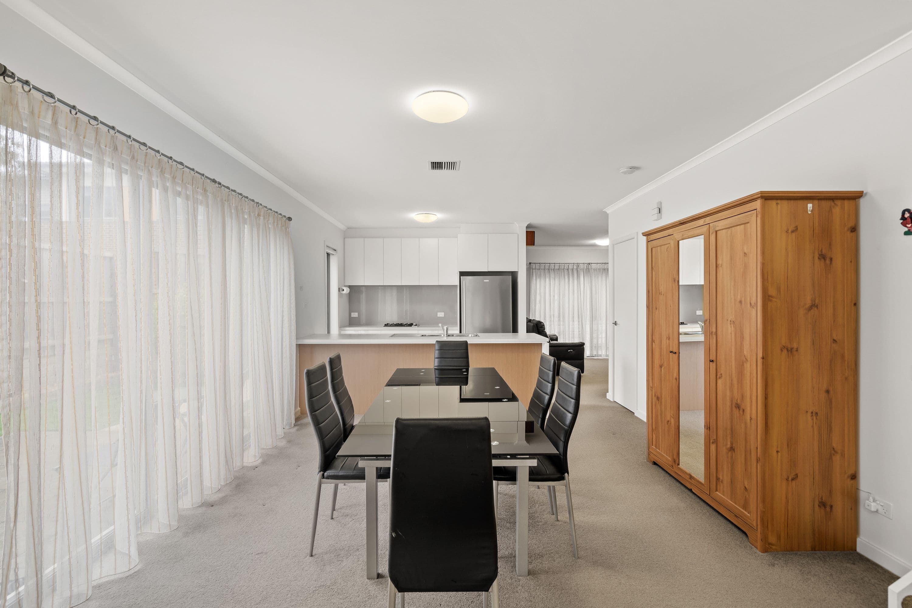 77 Bloom Avenue, Wantirna South VIC 3152, Wantirna South - Thumbnail 4