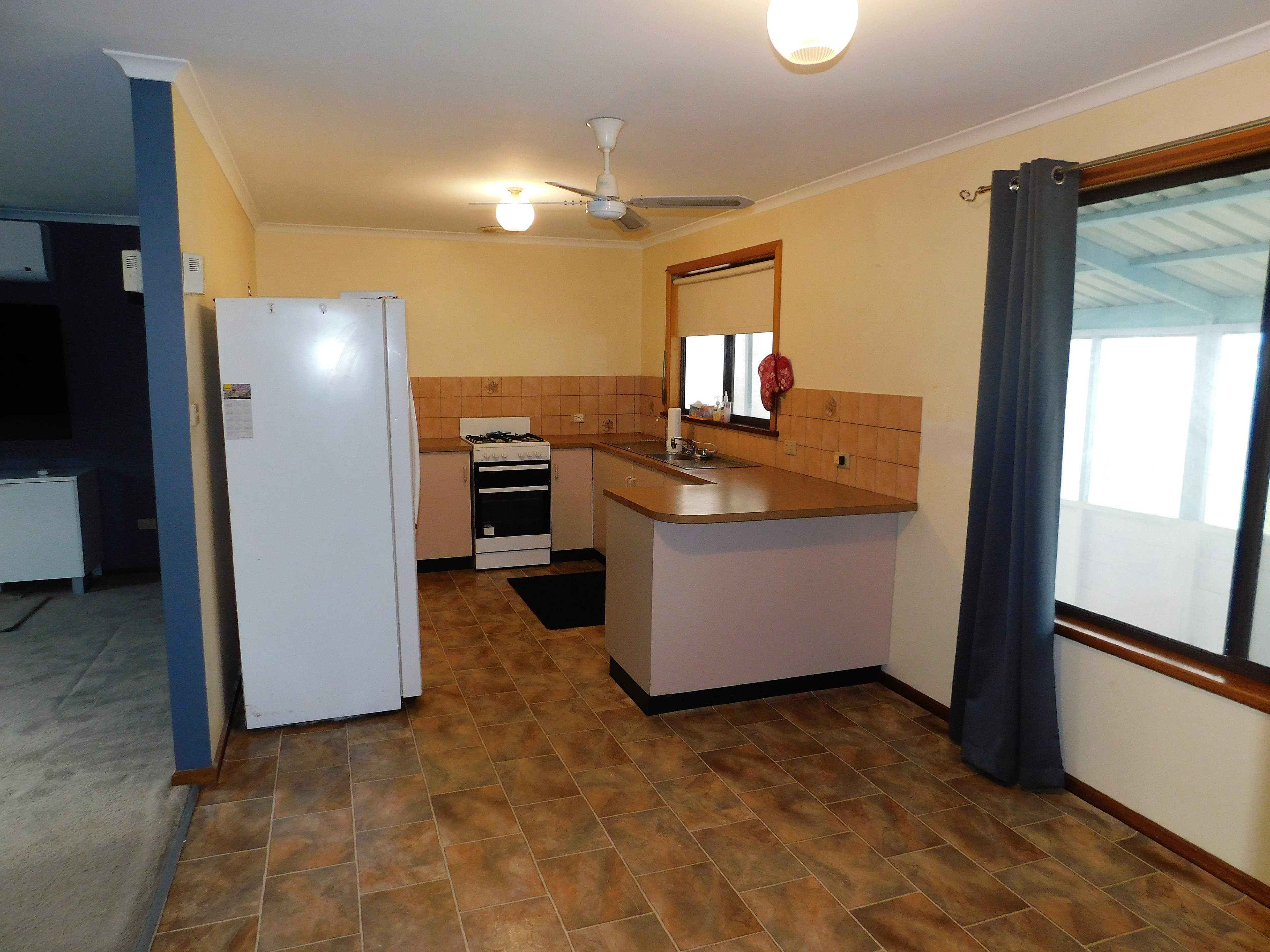 18 Third Street, Wolseley SA 5269, Wolseley - Thumbnail 3