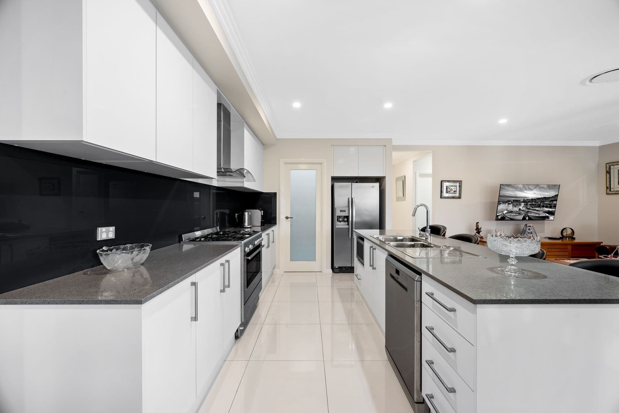 43 Easton Avenue, Spring Farm NSW 2570, Spring Farm - Thumbnail 7