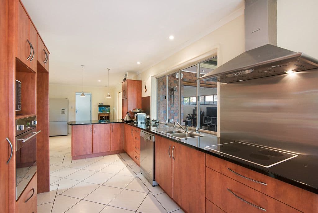 1 Gregory Place, Albany Creek QLD 4035, Albany Creek - Thumbnail 2