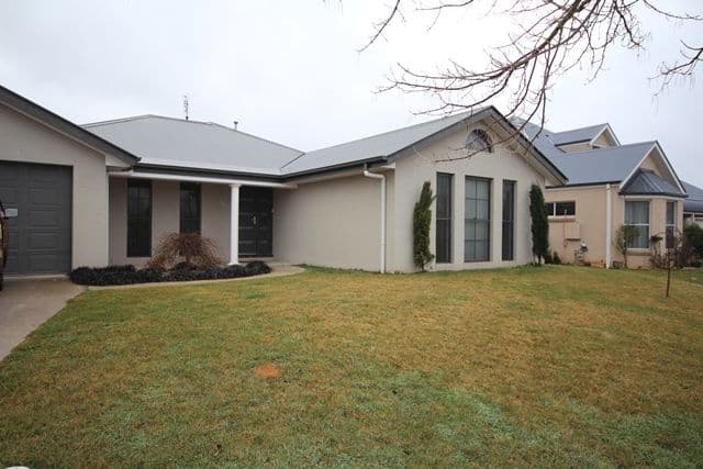 14 Brennan Crescent, Oberon NSW 2787, Oberon - Thumbnail 2